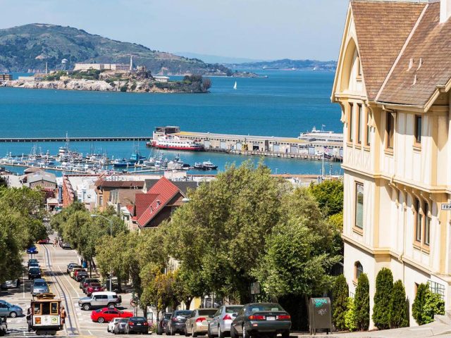 Budget-Friendly Flights to San Francisco: Navigating the Skies